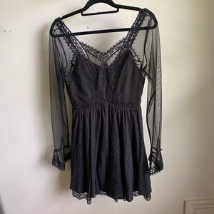 Free people size 6 lacy mini dress